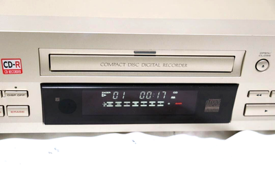 完動品 パイオニア CD‐R/RWレコーダー PDR-D50(パイオニア)｜売買され