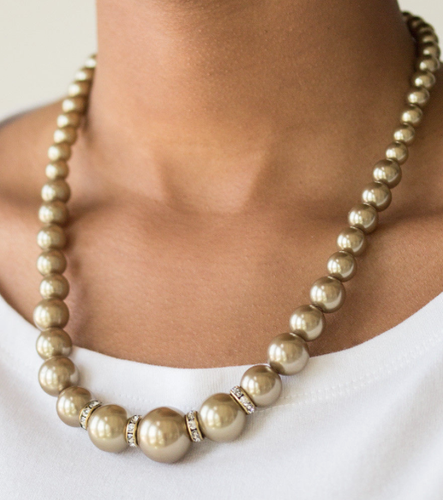 Paparazzi Necklace - Party Pearls 