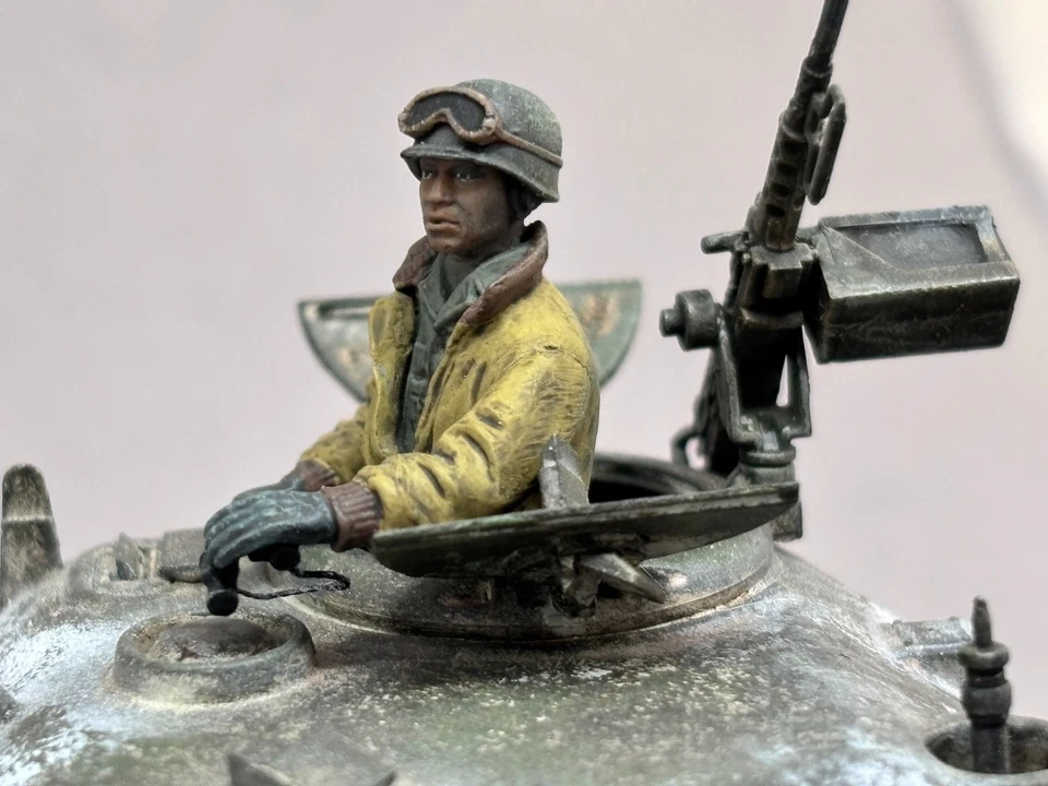 Pro Built U.S. M4 Sherman tank 1/35 - WW II Dragon armor - 761st Black Panthers - Image 4 of 4