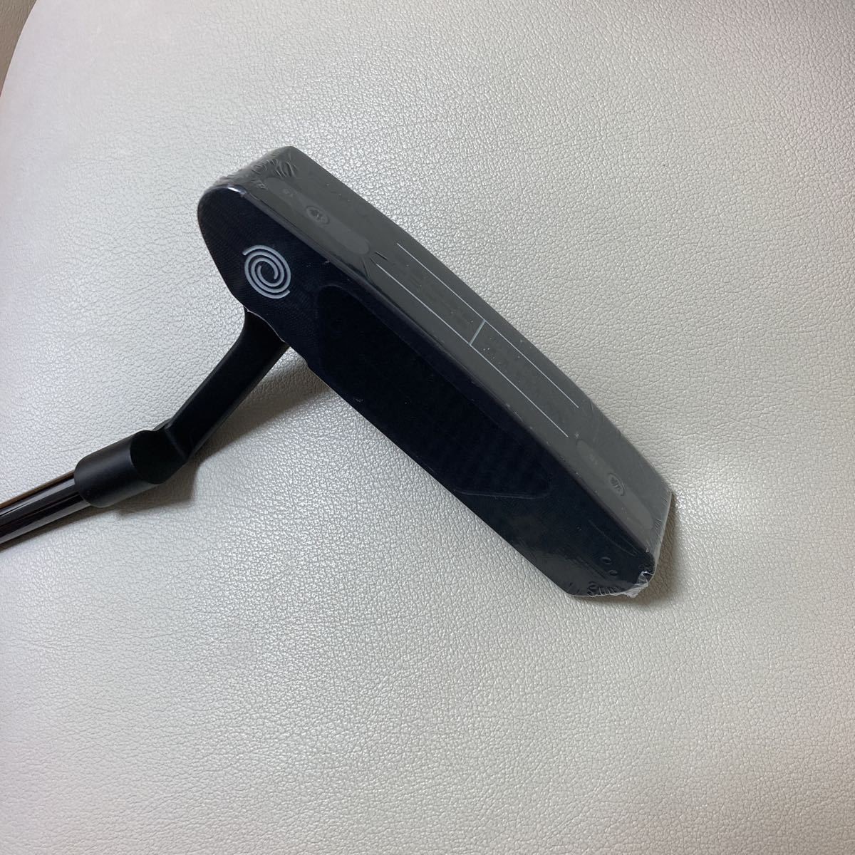 Odyssey 34   WHITE HOT BLACK White Hot Black TWO STROKE LAB Shaft Putter