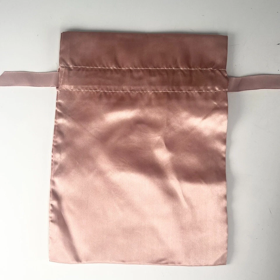 Bolso de Viaje Sephora Smitten Cordón Satinado Maquillaje Delicado Rosa Polvoriento Nuevo Foto 4 de 4