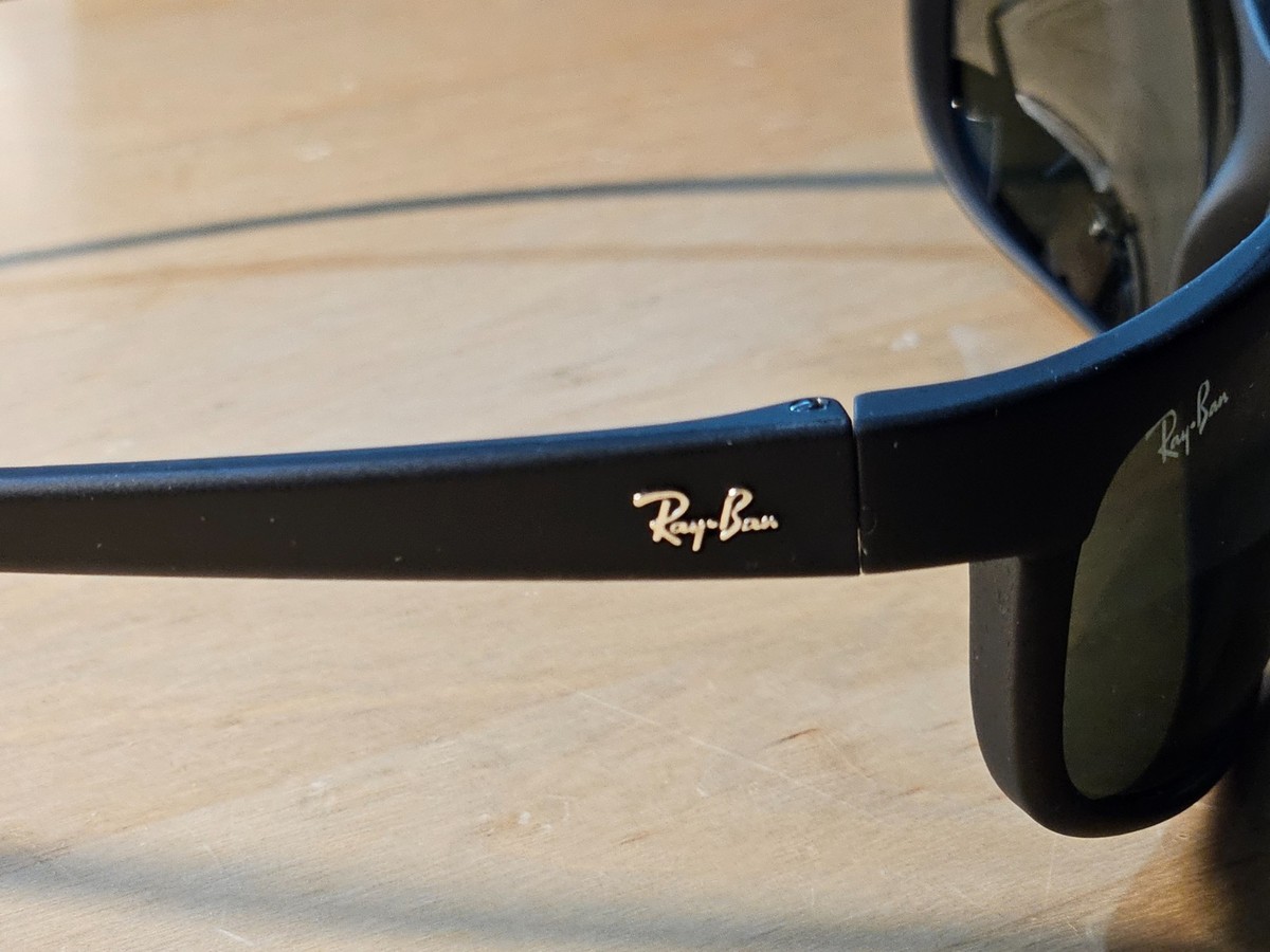 Ray-Ban Predator 2 Matte Black l Green Classic G-15 W1847 62mm RB