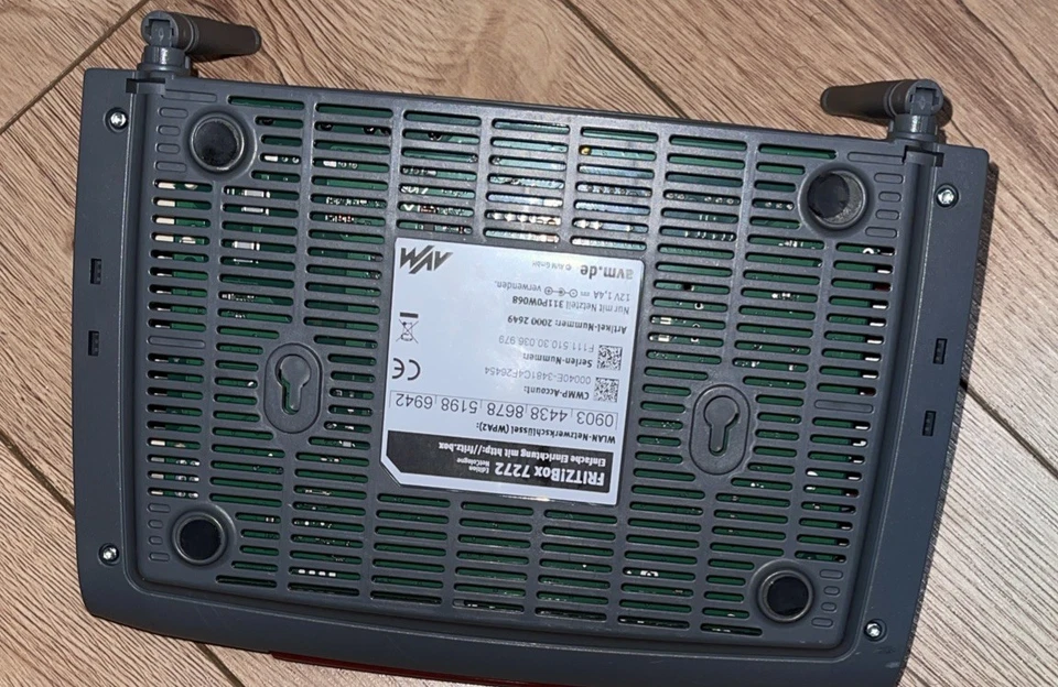 AVM FRITZ!Box 7272 450 Mbps 2-Port Gigabit-Ethernet 10/100/1000 und 2-Port... - Bild 4 von 4