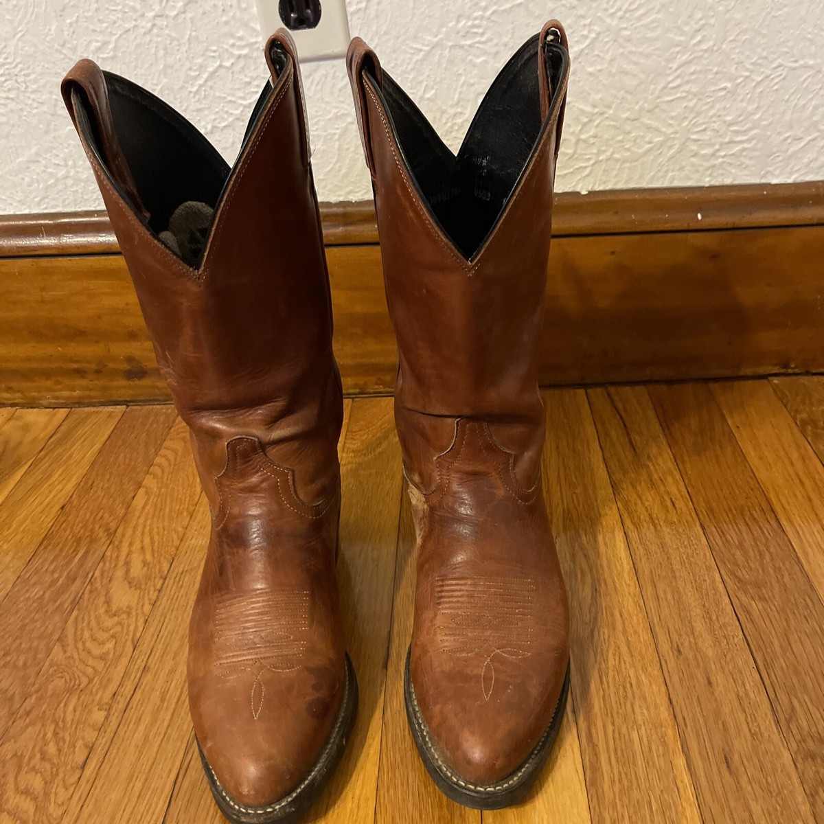 Tony Lama Cowboy Boots Brown Leather Size 9 EE Extra Wide Tony Lama men main image 3