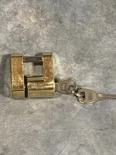 Trailer Coupler Lock For Hitch Latch ~ Safety Towing Tongue  51300