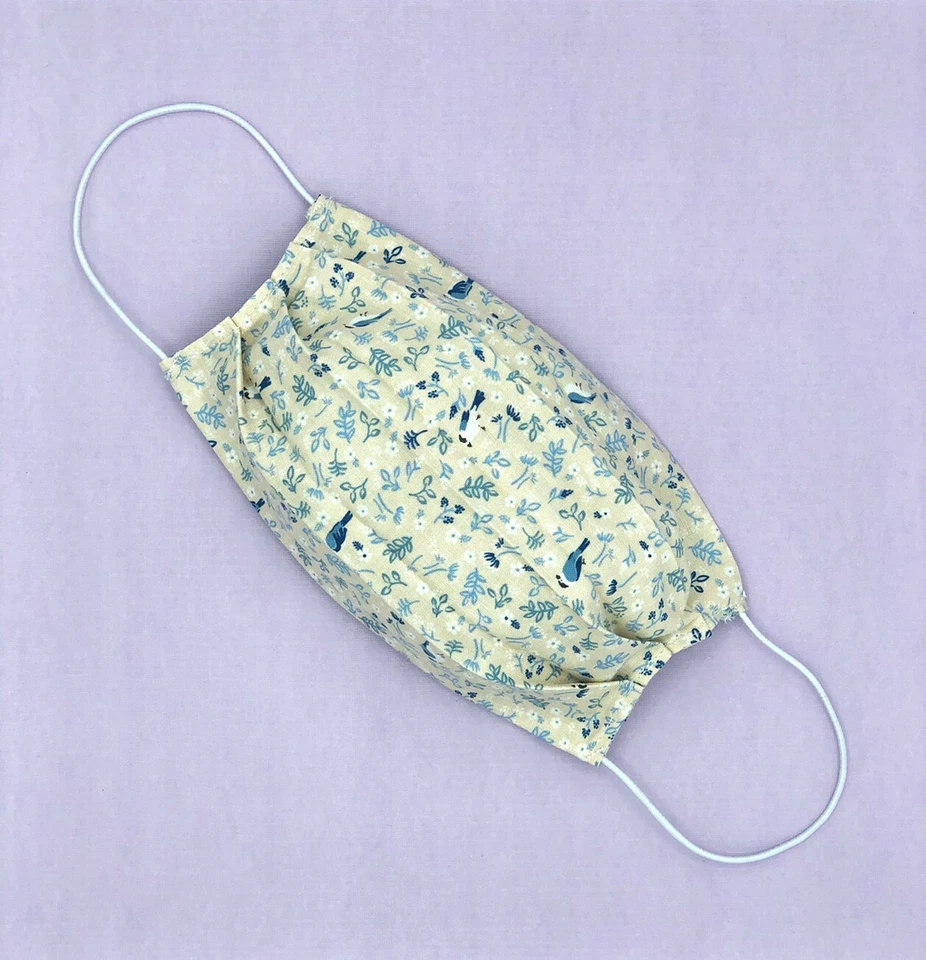 Mascarilla facial de algodón con bolsillo de filtro lavable hecha a mano pájaro floral botánico Foto 3 de 4