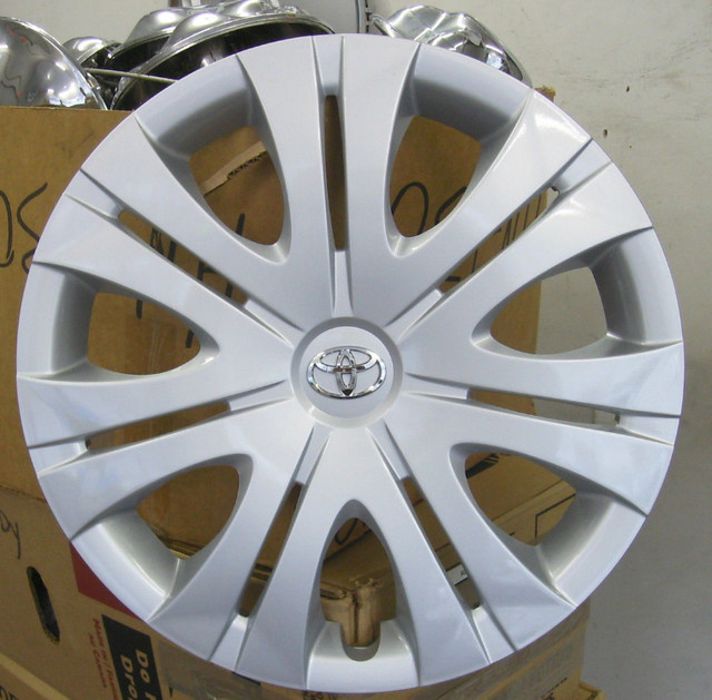 cool Toyota hubcaps collection on eBay!