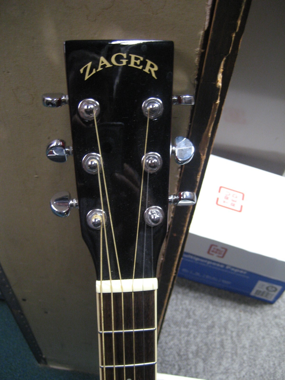 Zager ZAD50CE Dreadnought AcousticElectric Guitar With Case eBay