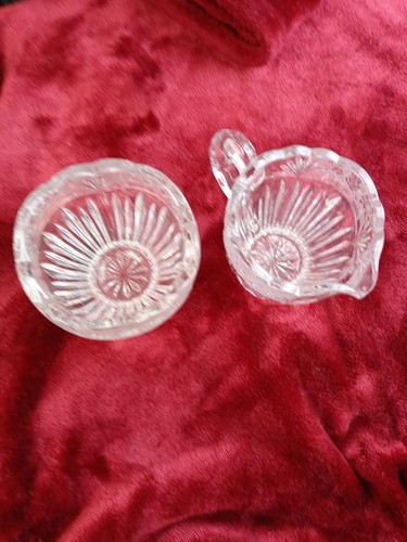 Vintage 1995 Oneida Crystal "Southern Garden" Creamer & Sugar Bowl Frosted Band - Picture 6 of 10