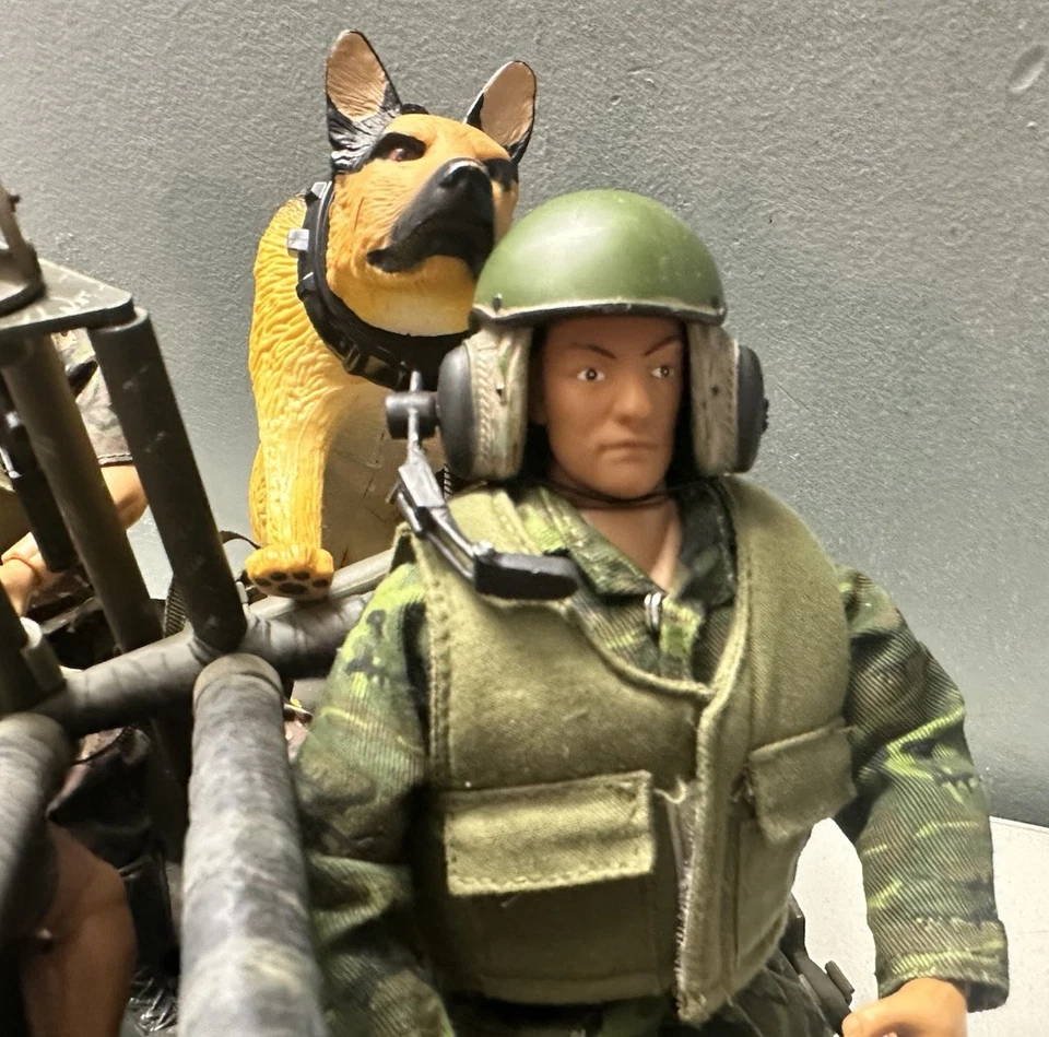 21ST Century Toys 1999 Navy Seal M151-A2 Spec Ops Jeep W/ Action Figures & Dog - Image 3 of 4