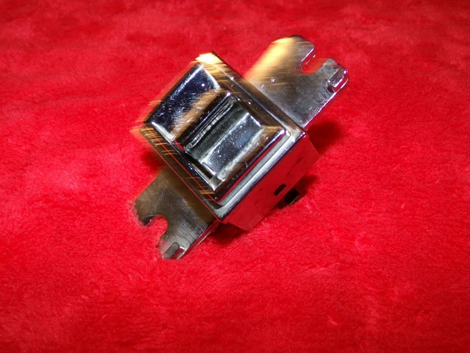 1961 - 1964 Rebuilt Passenger  Power  Window Switch  Cadillac Buick Olds Foto 4 de 4