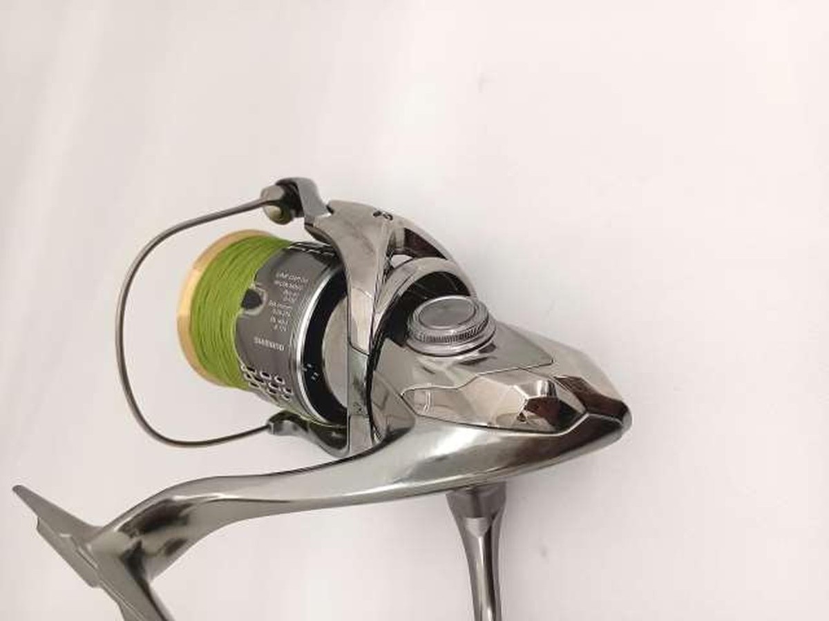 リール SHIMANO - STELLA C3000 s-l400.jpg