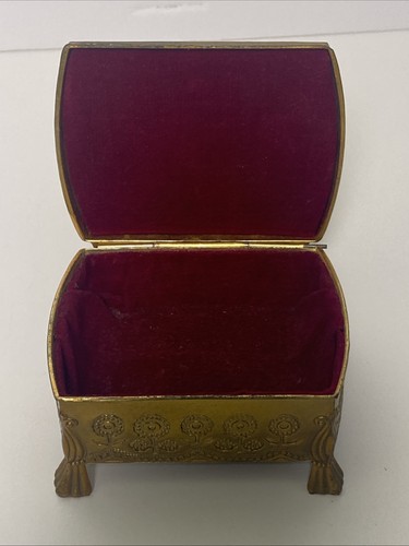 Vintage or Antique Brass Jewelry or Trinket Box Ornate Floral A On Side Footed - Picture 3 of 9