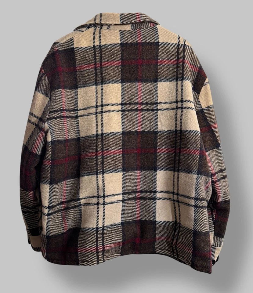 Vintage Woolrich Fleece Lined Wool Plaid Flannel Shirt Jacket Size XL Made USA - Image 4 of 4