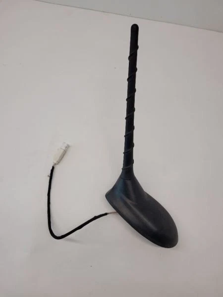 Antena montada en techo Dodge Journey 2012-2018 Foto 2 de 4