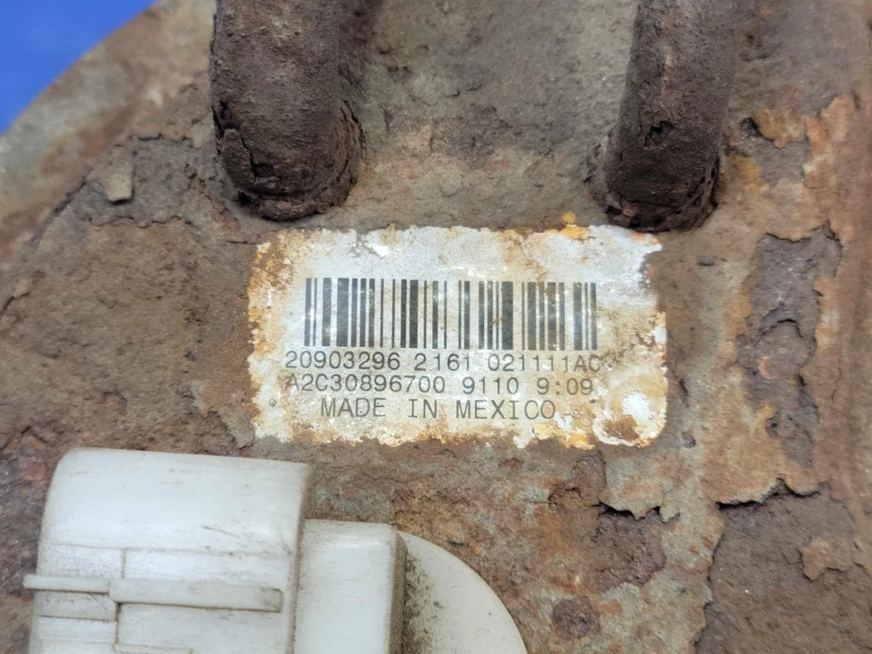 GMC Yukon 2009-2014 5,3 L 6,2 L conjunto de bomba de combustible pieza original OEM 20903296 Foto 3 de 4