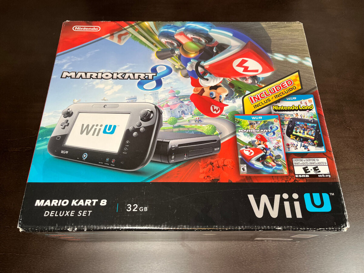 Nintendo Wii U Mario Kart 8 and Nintendo Land Deluxe Set 32GB (Black)