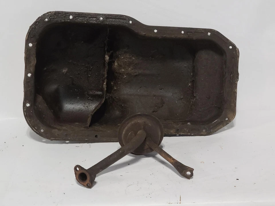 Used Engine Oil Pan fits: 1992 Toyota Camry 4 cylinder 5SFE engine Grade A Foto 2 de 4