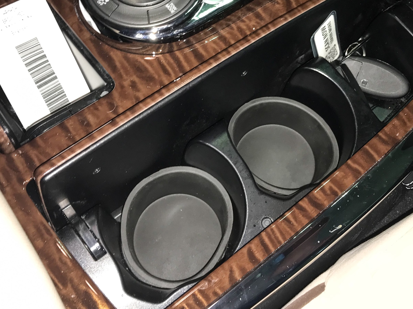 1 201618 Fits Nissan Armada Front Center Console Cup Holder Rubber