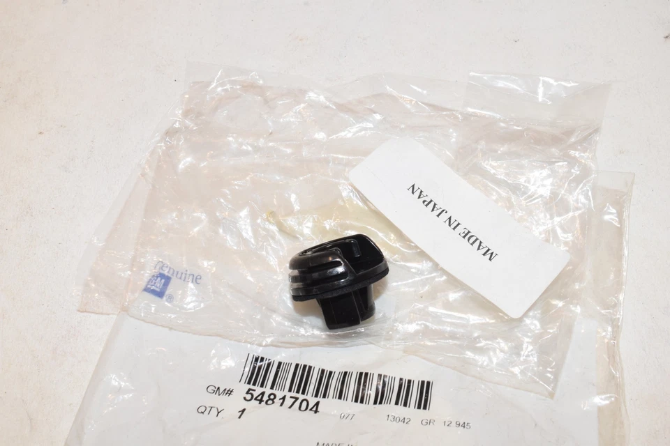 NOS GM Chevrolet Equinox Pontiac Torrent Fuel Tank Filler Door LATCH - B24-3 - Изображение 3 из 3