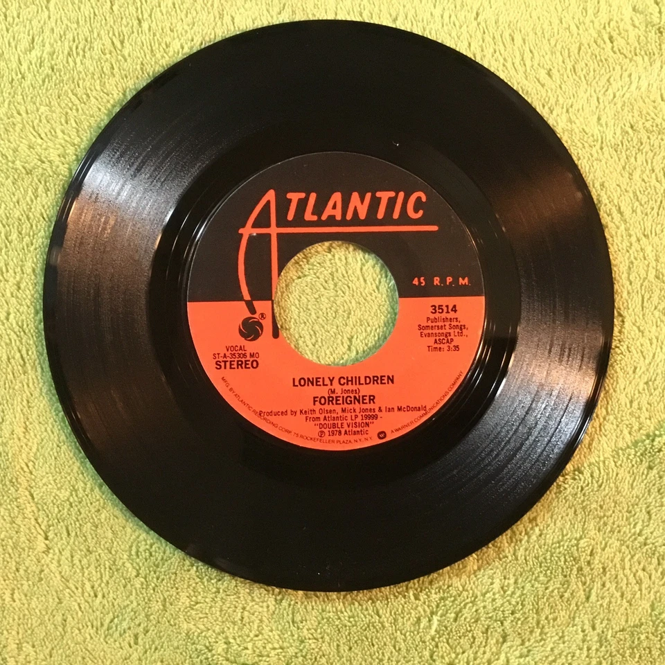 Foreigner,  Double Vision / Lonely Children *1978 Vinyl 7" 45RPM Monarch Pressin - Image 4 of 4