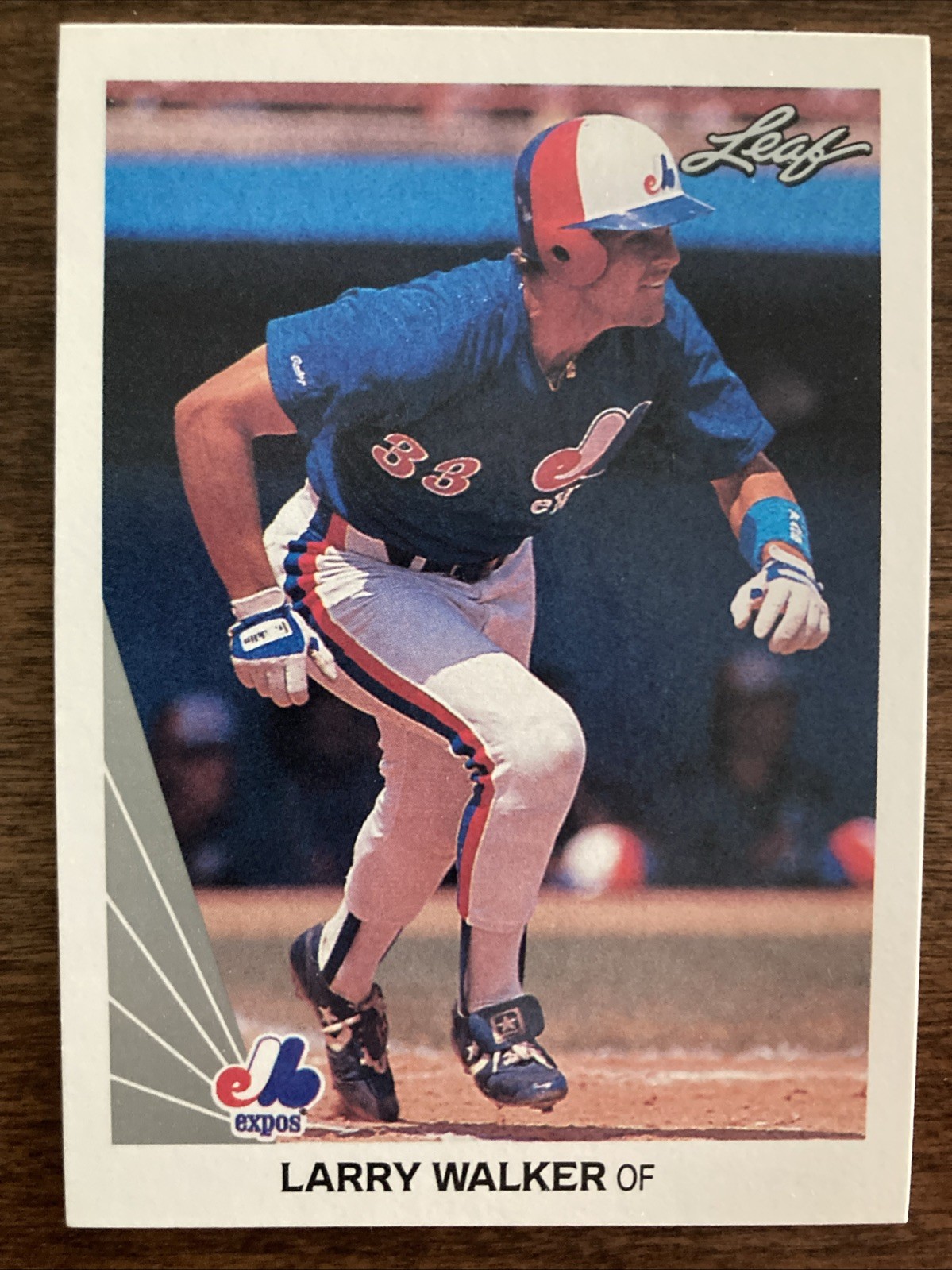 1990 Leaf Baseball - Larry Walker ROOKIE CARD - #325 - FREE SHIPPING!!!