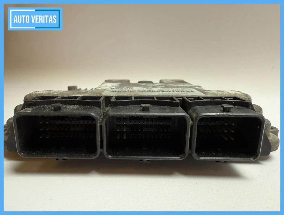 Original Renault Master / Trafic motor control ECU 8200635663 / 0281013364 - Image 4 of 4