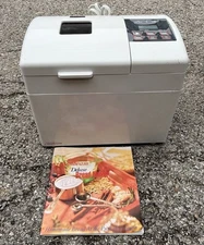 Oster Sunbeam Deluxe Bread Maker Machine Countertop Model 4816 W Manual