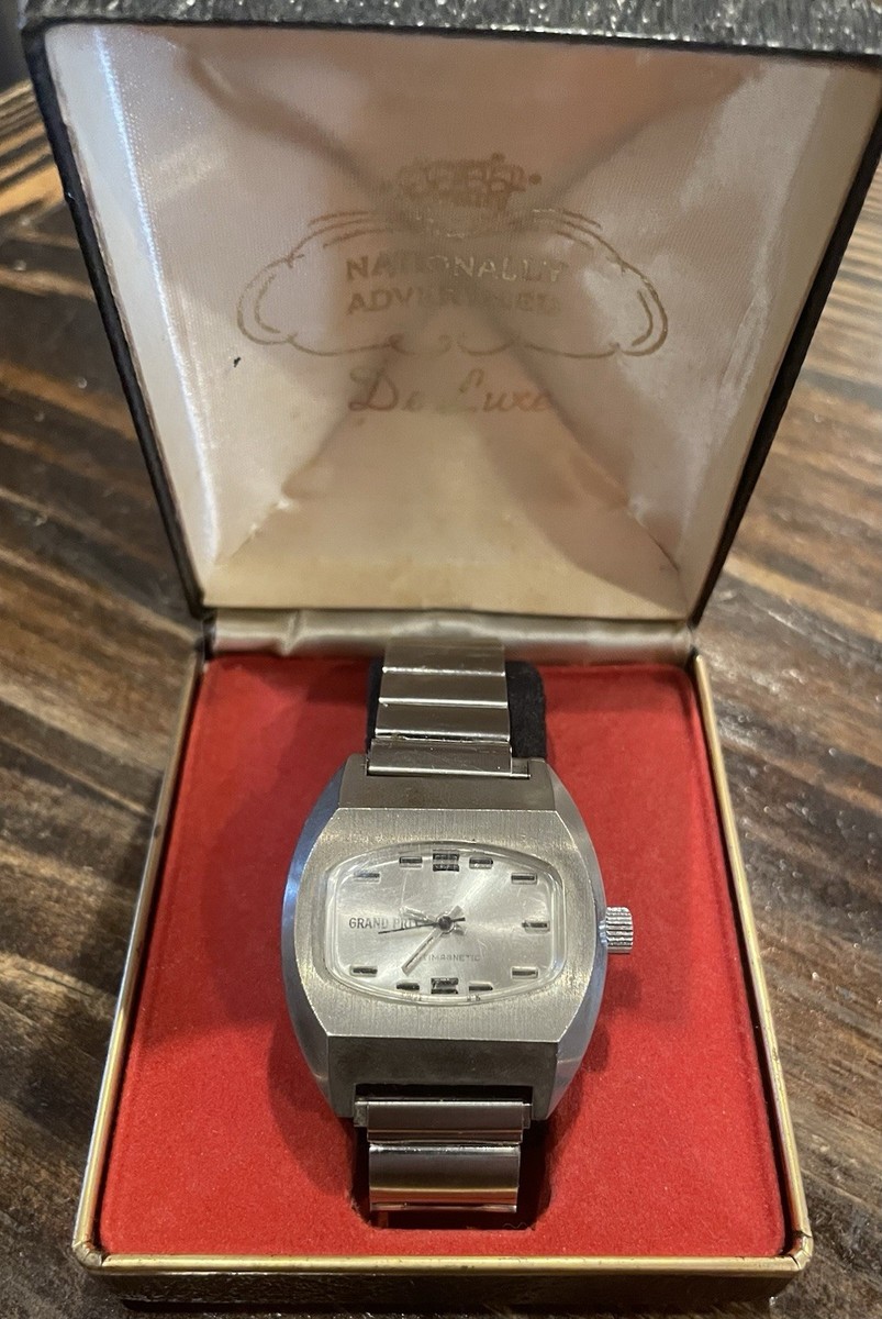 Vintage Grand Prix Antimagnetic Swiss Made Watch Complete! 1960's