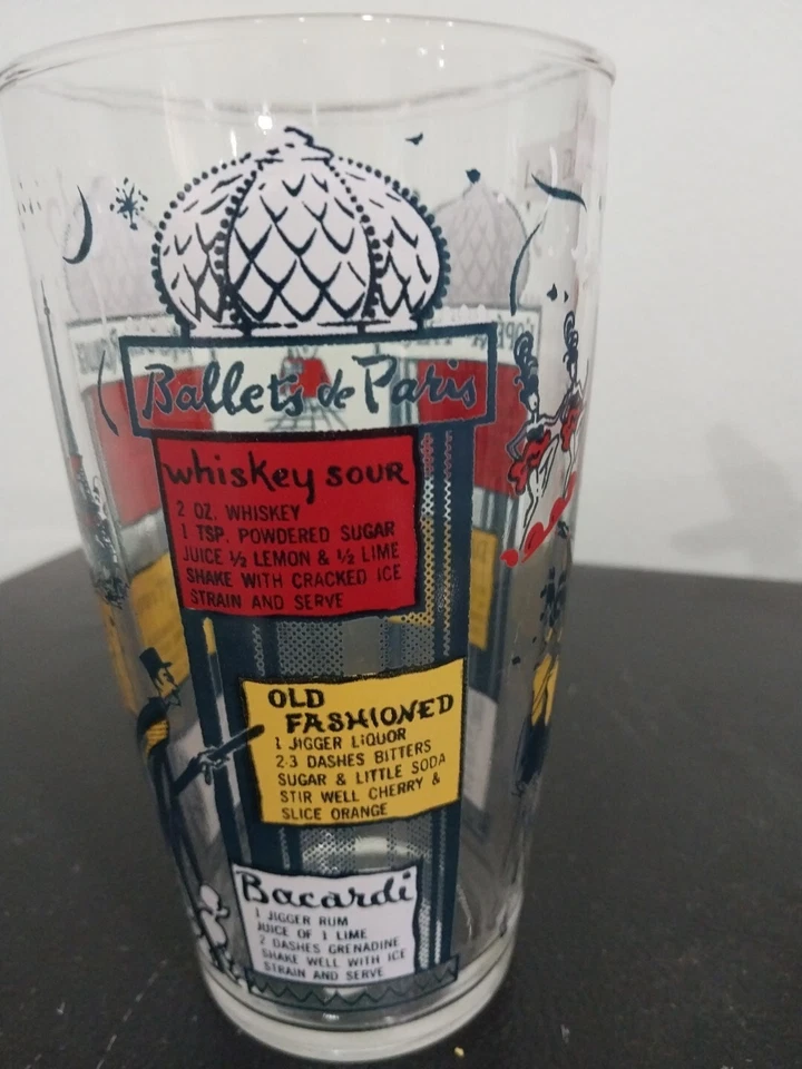 Coctelera vintage temática París con recetas azul rojo amarillo blanco UC Foto 4 de 4