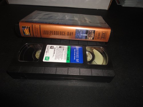 Independence Day (VHS, 1997, Widescreen Series) THX Rare Sci-Fi Action Clamshell - Picture 3 of 4