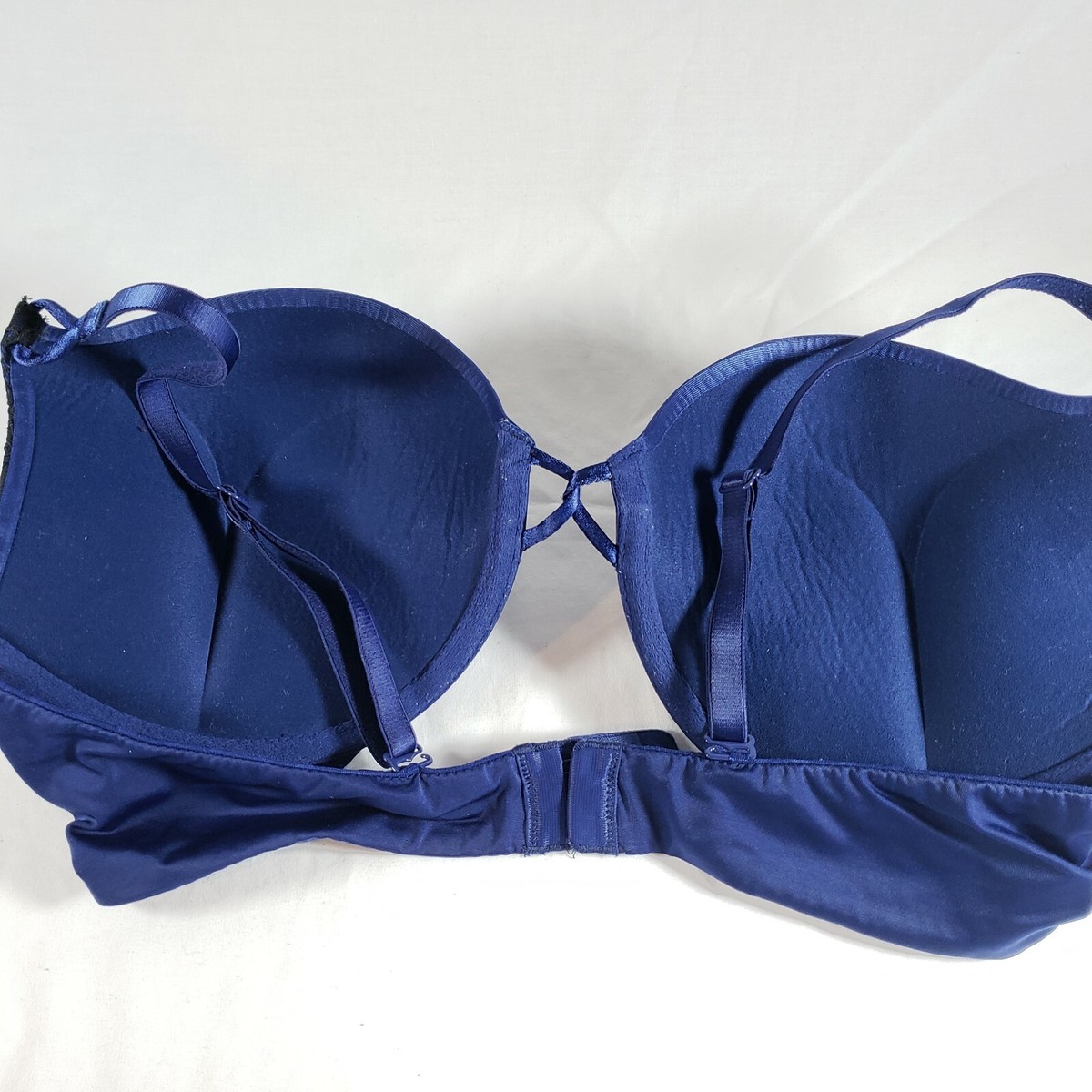 Victoria's Secret Bombshellブラジャー Bombshell 2カップアップ スムース プッシュアップブラ