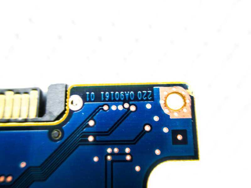 PCB 0A90161 01 - Hitachi HTS545032B9A302 - 0J13963 - MLC DA3846 - FW