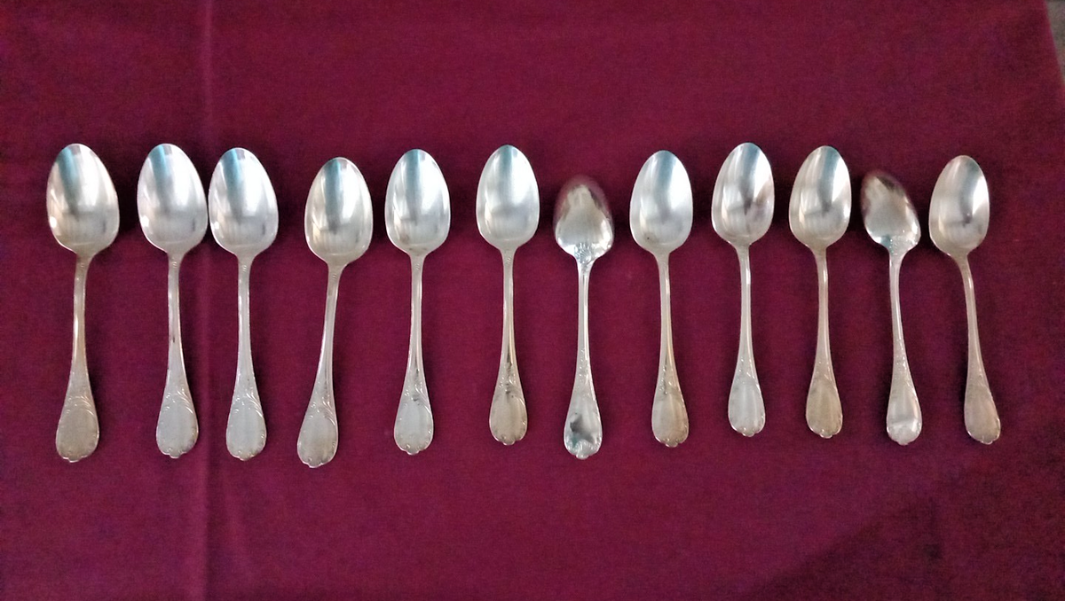 12 cuillères à Moka Christofle America - Couver