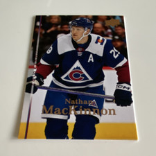 Upper Deck-I-19-Nathan MacKinnon-2022-23 Extended-Colorado Avalanche-NHL