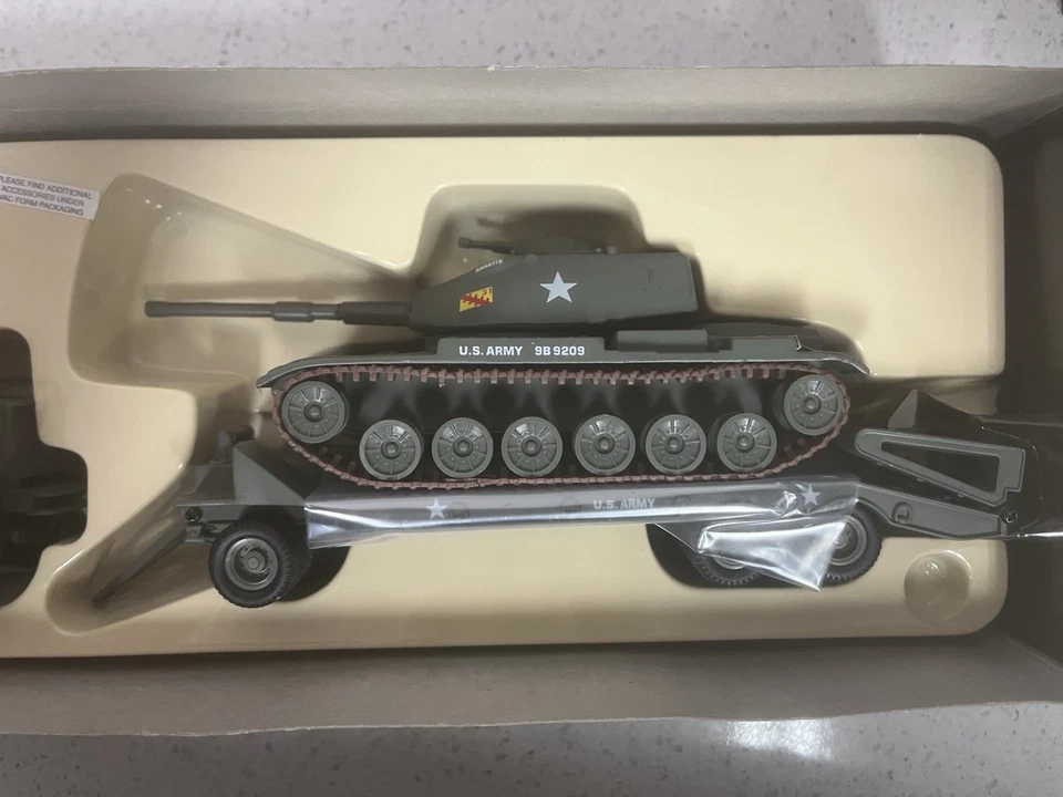 Corgi Classics US Army Diamond T Tank Transporter+M60 A1 Medium Tank #55101 1/50 - Image 4 of 4