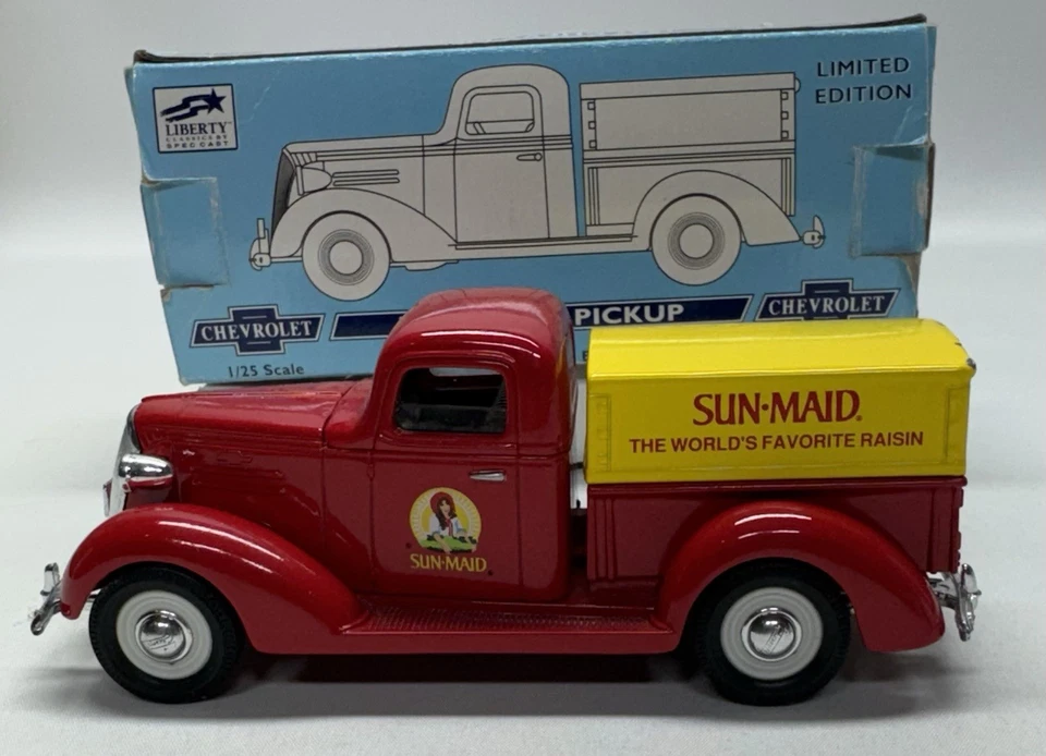 Liberty Classics 1:25 Scale 1937 CHEVROLET Classic Truck Sun-Maid Raisins Bank - Image 2 of 4