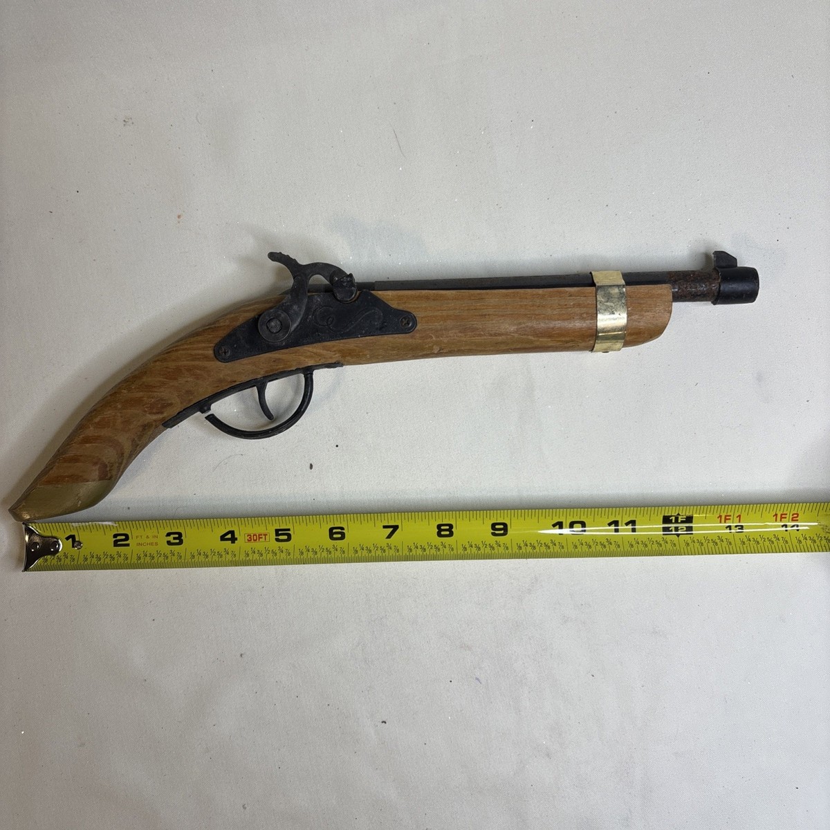 Parris Cap Gun Savannah TN 5891 US Made Real Wood Jack Sparrow Parris Cap Gun Savannah TN 5891 US Made Real Wood Jack Sparrow