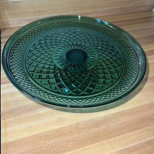 Vintage Anchor Hocking Wexford Green Cake Stand Diamond 12"