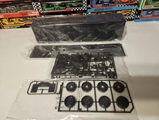 1/32 Scale Plastic Model Kit By Revell, Dry Van Trailer