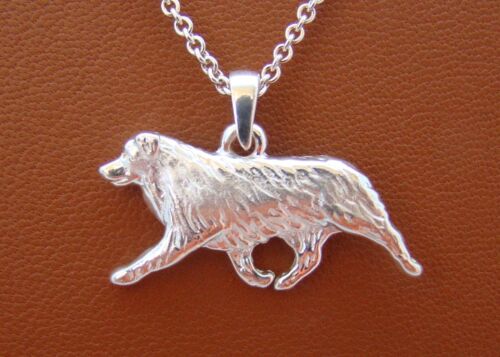 Small Sterling Silver Australian Shepherd Moving Study Pendant - Picture 1 of 5