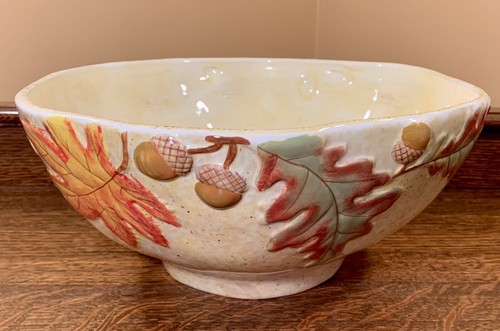 AUTUMN LEAVES 5”T x 12”W Serving Bowl: Embossed Fall Acorns Thanksgiving 🍁