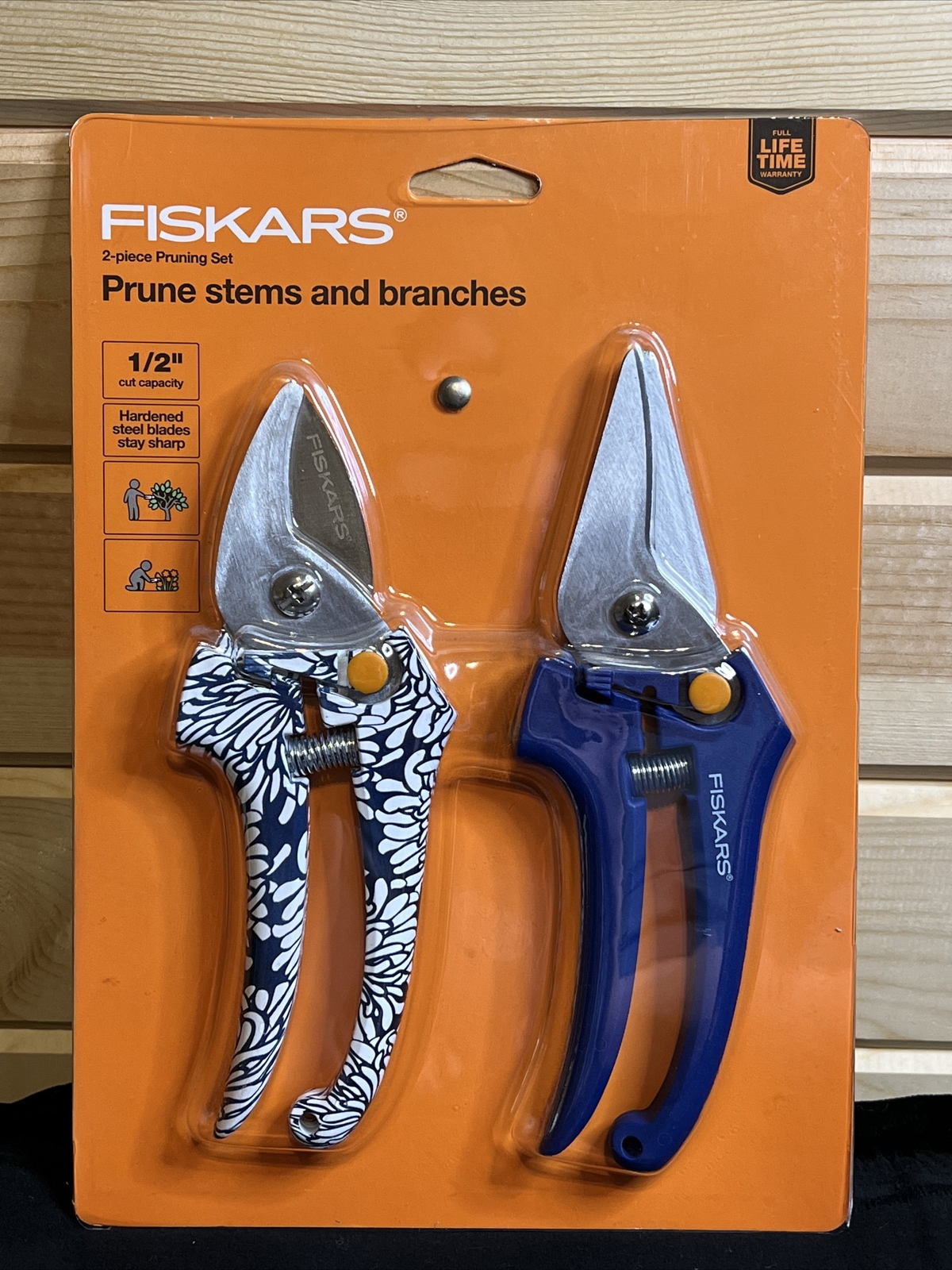 fiskars pruning snips