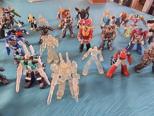 TAKARA TRANSFORMERS Heroes of Cybertron PVC Figurines - Picture 6 of 6