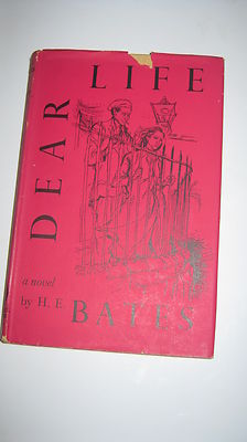 H E BATES  ''DEAR LIFE'' PUBLISHED 1950  SIGNED BY AUTHOR VERY GOOD CONDITION