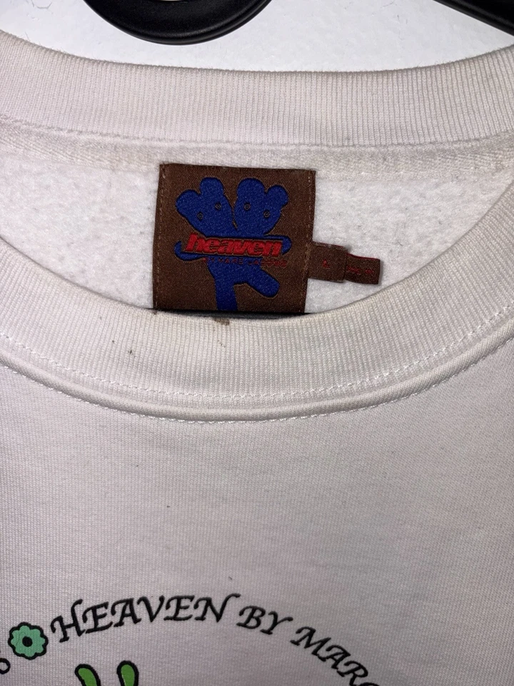 Sudadera Heaven by Marc Jacobs Blanca Dystopia Angel Reg. Cuello redondo grande $135 Foto 2 de 4