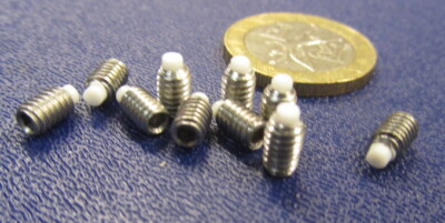 Kmac 18-8 Stainless Steel Set Screws, Nylon Tip, 8-32 x 1/4'' Length, 25 Pcs