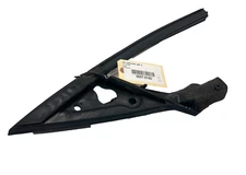 17-20 BMW 430Xi Gran Coupe FRONT DRIVER SIDE DOOR WINDOW RUN CHANNEL SEAL OEM