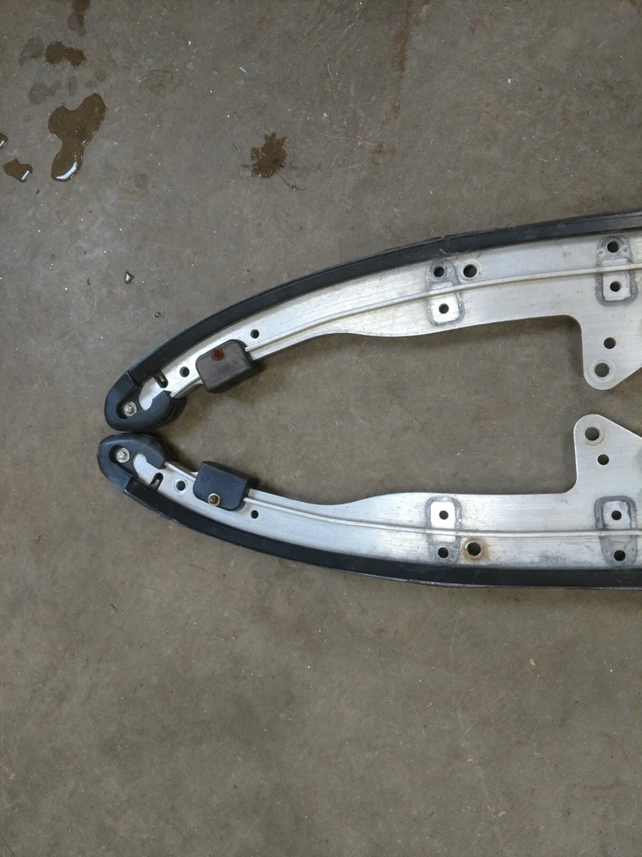 Бегун Ski Doo REV 800 HO SC3 121 дюйм 503191224 03 04 05 06 07 AT135 - Изображение 4 из 4