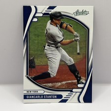 2022 Panini Absolute Baseball Giancarlo Stanton Base #70 Green Foil Parallel